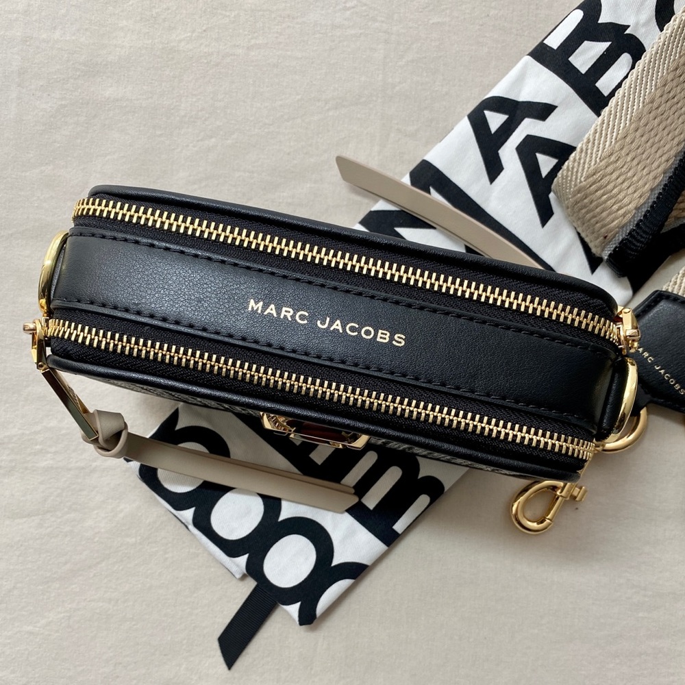 SOLD Marc Jacobs The Mixed Media Snapshot Crossbody Bag - Black - Picture 6 of 10